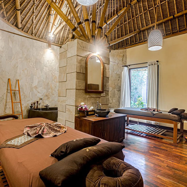 A Hidden Retreat Above the Clouds