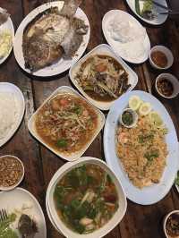 อ้อมปลาเผา ร้านเด็ดศรีราชา ✨🧡