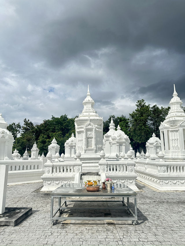 เชียงใหม่ - ลำพูน เส้นทางแสงทองแห่งล้านนา