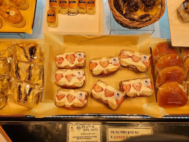 경기도 여행 빵지순례 필수코스 🍞 하얀풍차