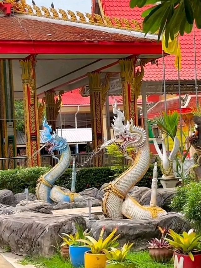วัดช้างเผือก เพชรบูรณ์ งามสง่ากลางหุบเขา