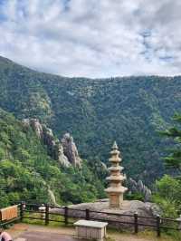 A Casual Stroll to Bongjeongam at Seoraksan