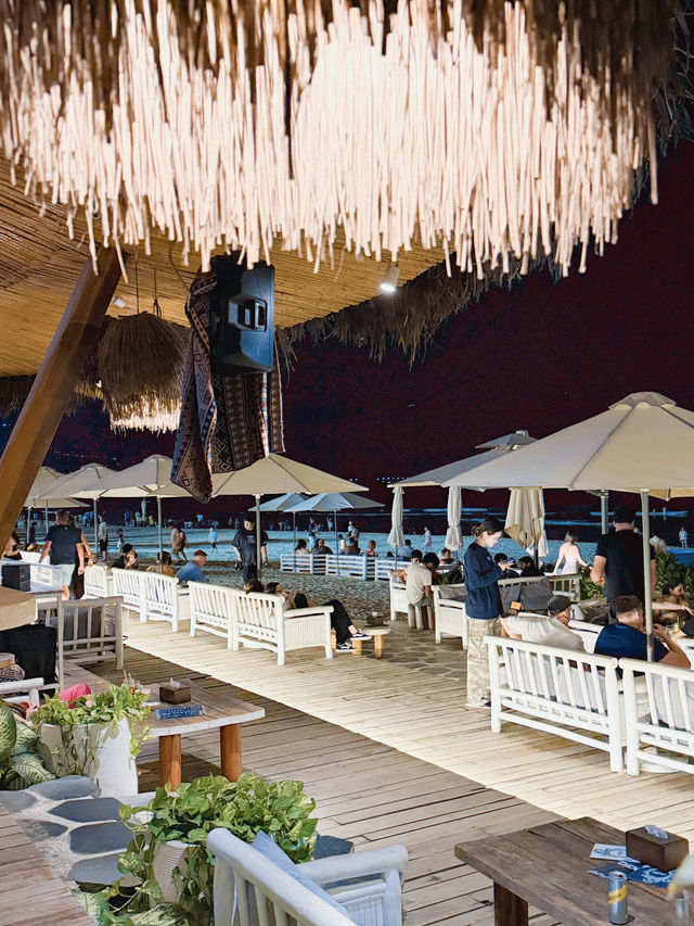 다낭의 멋진 야외 Beach Bar🍷