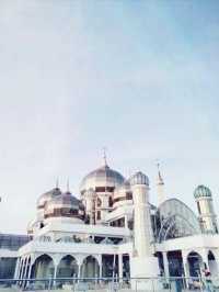 Crystal Mosque: Where Faith Meets Sparkle in Terengganu!
