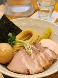 "이케부쿠로 MENYA NAKAGAWA – 진한 닭해물 츠케멘 맛집 추천