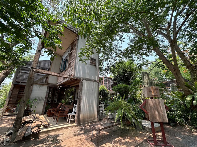 🪵 บ้านไม้ที่อบอวลด้วยกลิ่นอายธรรมชาติ 🍃 