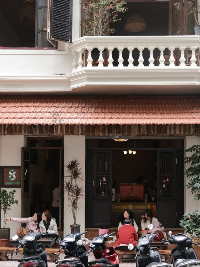 Hanoi Neighbors