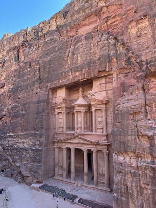 Jordan 8-Day Itinerary Overview | Petra, Wadi Rum, Dead Sea, Amman – All in One!