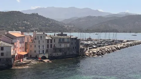 [Mediterranean treasure🏝️] A journey through nature and history in Corsica — traveler post in Bonifacio