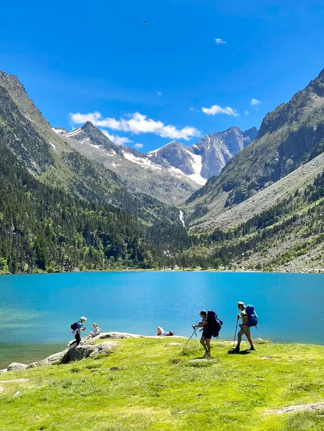 🏔️ 法國比利牛斯山 Pyrenees 攻略｜自然與歷史交織的壯麗山脈