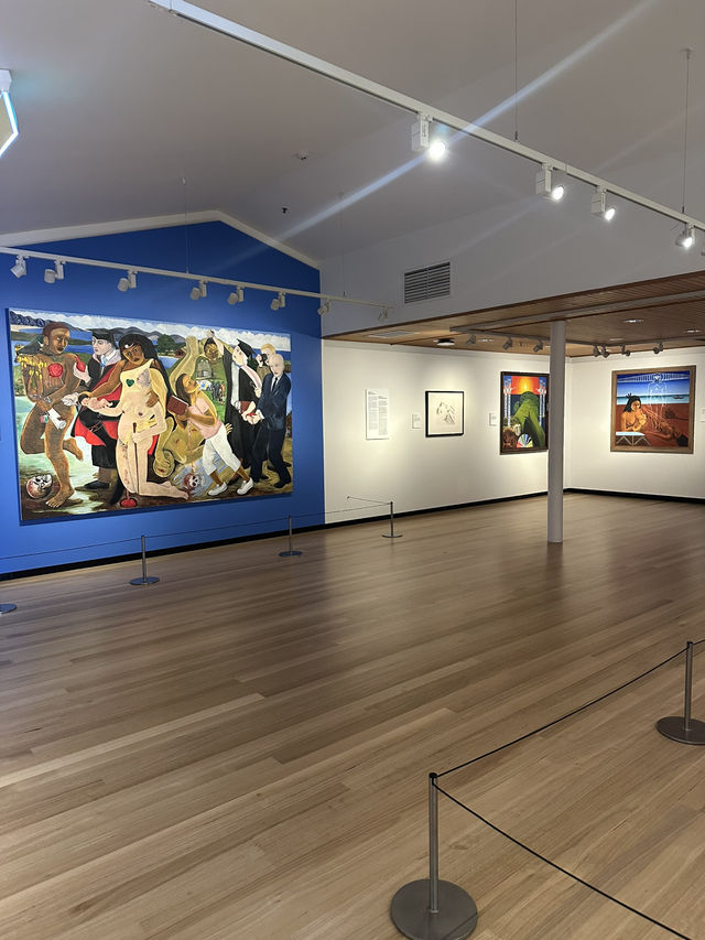 Te Whare Taonga o Waikato Museum & Gallery