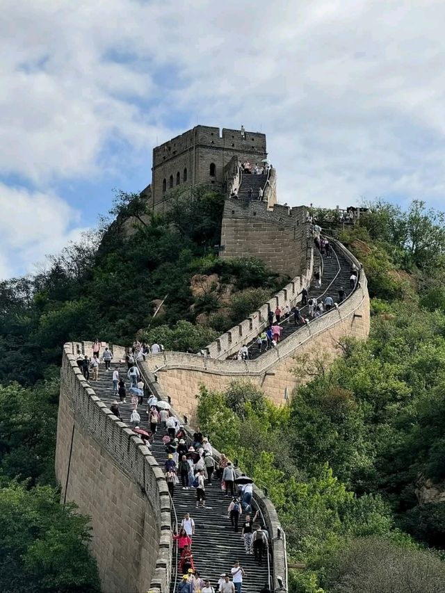 🏯 “Walk Through History: The Timeless Great Wall”