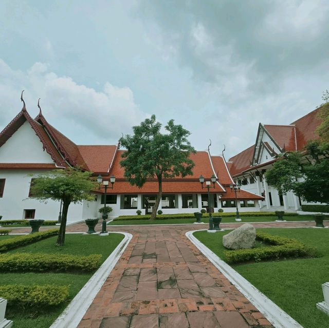 พระราชวังเดิม