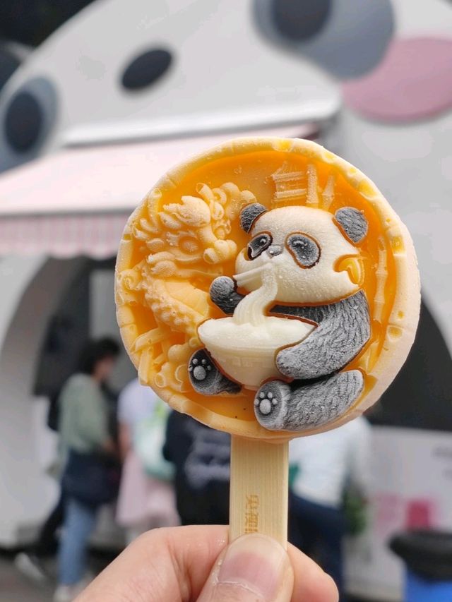 ไปดูน้อนแพนด้า 🐼 vs ไปกินไอติมแพนด้า 🍦เฉิงตู