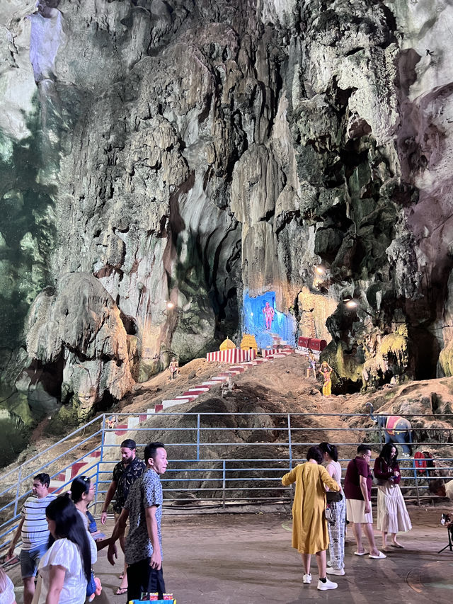 ［吉隆坡旅遊］黑風洞Batu Caves-印度教朝聖之地🪷馬來西亞必訪🐒