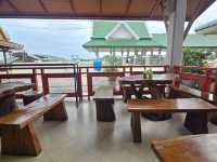 ร้านกาแฟวัดโบสถ์ กาแฟหลักสิบ วิวหลักพัน