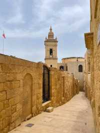 Old Walls and Island Views at Cittadella