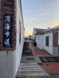 📍 《墾丁青年活動中心：紅磚與海風的閩南古鎮時光》  