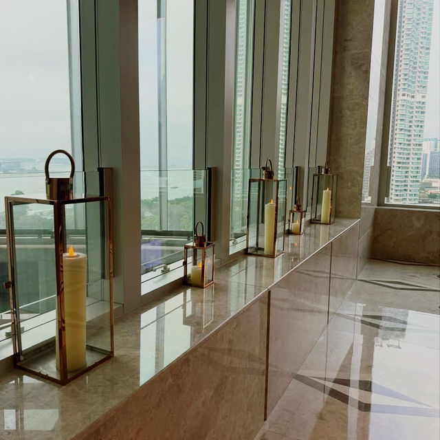 Polished Escape, Lantau Light