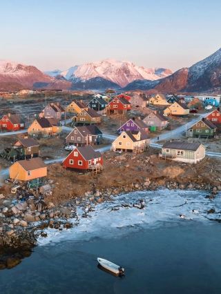 Greenland feels like the edge of the world ❄️🌌