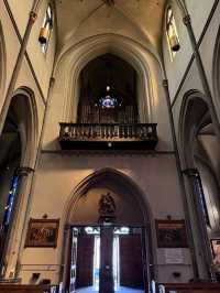 Exploring Sint-Martinuskerk in Maastricht