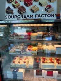 ✨รีวิว SOURCREAM FACTORY,The Craftman's Sweet