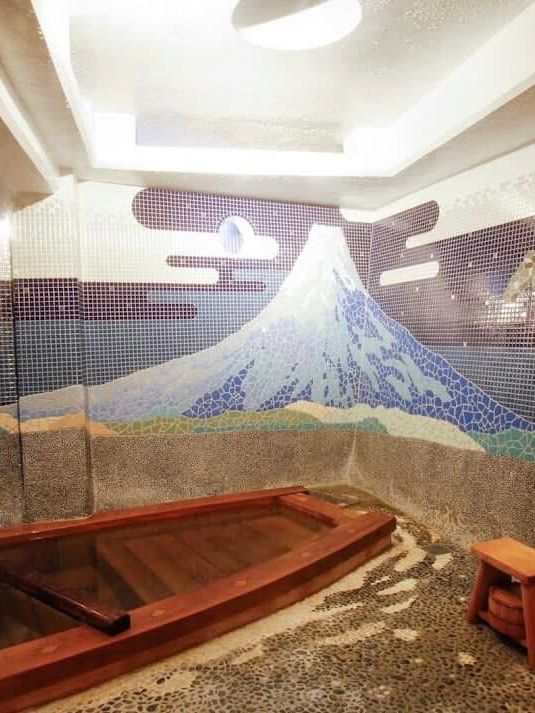 🏮 “Spirited Away” Vibes in Real Life – Would You Dare to Try? 🏮
