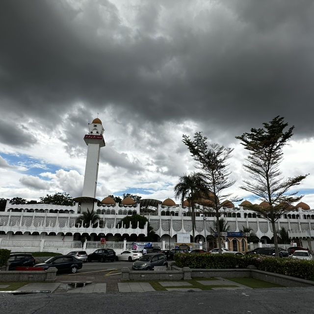 ๐ธ Ipoh โ Heritage, Nature, and Flavors of Perak ๐ธ Ipoh โ Heritage, Nature, and Flavors of Perak
