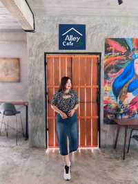 Alley Cafe ย่านมหาวิทยาลัยนเรศวร พิษณุโลก