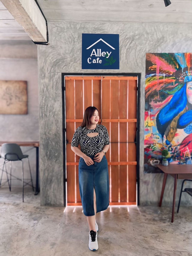 Alley Cafe ย่านมหาวิทยาลัยนเรศวร พิษณุโลก Alley Cafe ย่านมหาวิทยาลัยนเรศวร พิษณุโลก