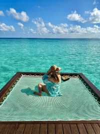 🏝️ Tropical Bliss at W Maldives – Overwater Villa Escape