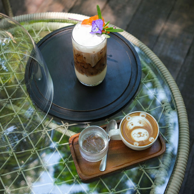 คาเฟ่กลางสวนสุดกรีน อาหารอร่อย จ.เชียงใหม่ ☕️🥗🍰 คาเฟ่กลางสวนสุดกรีน อาหารอร่อย จ.เชียงใหม่ ☕️🥗🍰