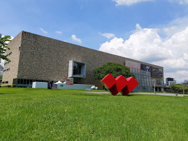 🖼️ National Taiwan Museum of Fine Arts — The Heart of Taichung’s Art Scene