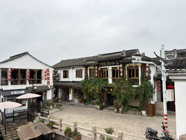 Zhujiajiao เมืองโบราณใกล้เซี่ยงไฮ้ Zhujiajiao เมืองโบราณใกล้เซี่ยงไฮ้