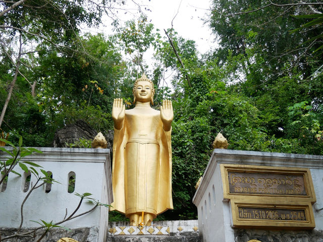 【ラオス🇱🇦】ルアン・パバーン プーシーの丘 【ラオス🇱🇦】ルアン・パバーン プーシーの丘