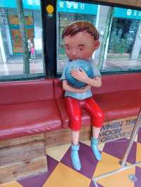 幾米月亮公車：都市裡的童心療癒站