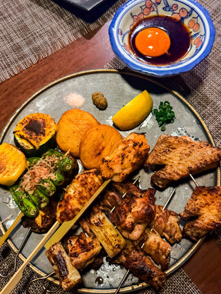 Causeway Bay Eats | The Perfect Upstairs Japanese Izakaya for Hangouts.