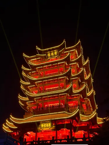 Wuhan malam hari