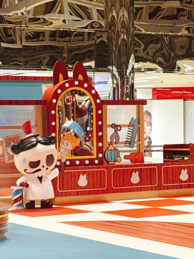香港初上陸】高さ4mの超キュートなZIMOMOが登場！THE MONSTERSのレトロ