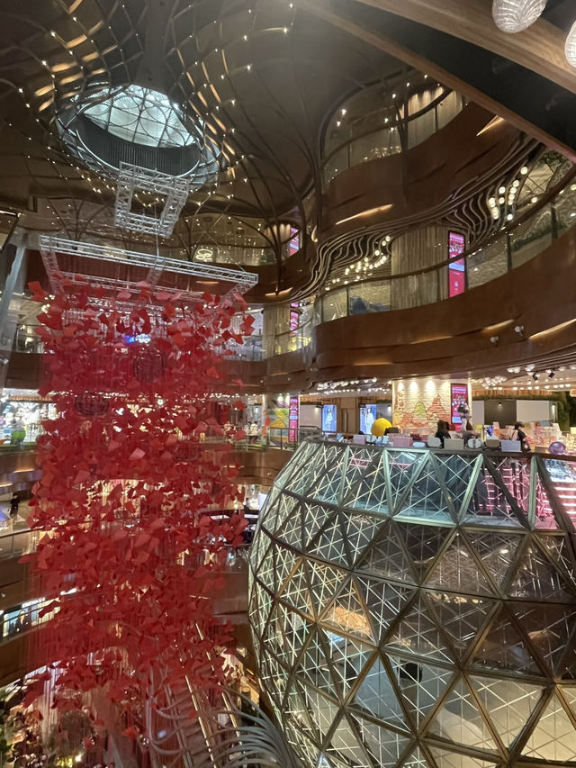 The Ultimate Guide to Visiting Hong Kong: A Perfect Blend of Modernity and Tradition