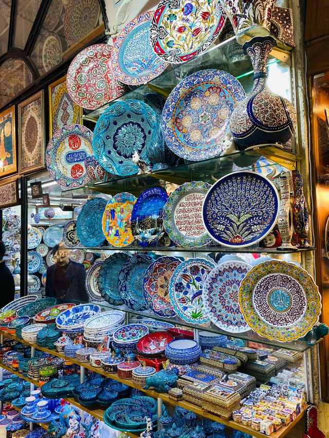 Finding Gems at Istanbul’s Grand Bazaar 