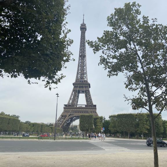 Du lịch vòng quanh Paris!