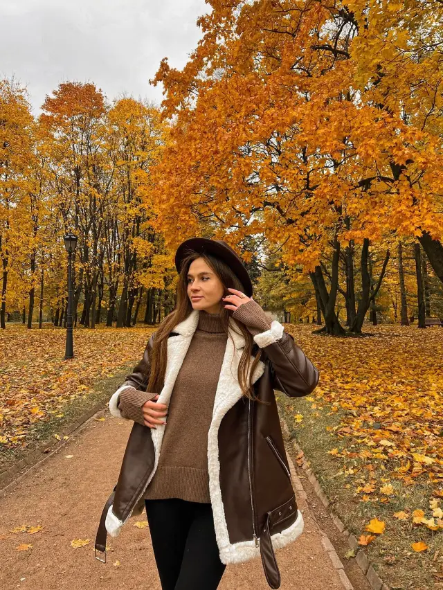 Kolomenskoe 공원: 모스크바 중심부에 있는 가을의 마법 🍂