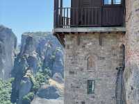 A Magical Day Trip to Meteora: Greece’s Breathtaking Monasteries in the Sky