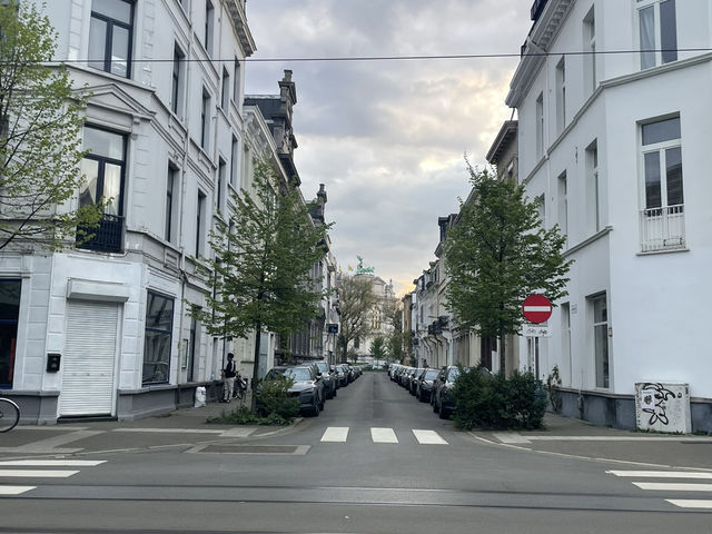 Discovering Antwerp + Hidden Foodie Gem: Noung Inle!