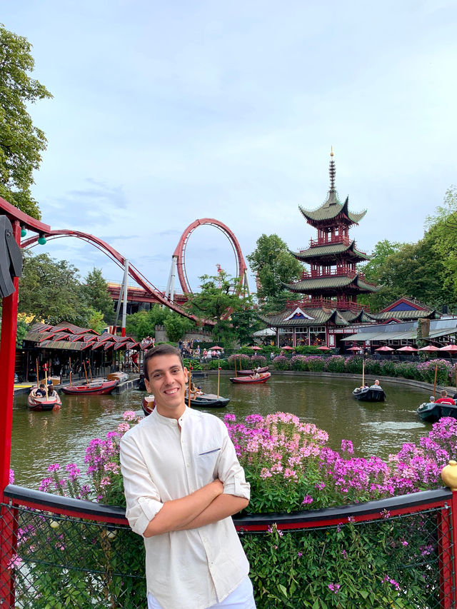 🎠 Sunset & Magic at Tivoli Gardens – Copenhagen's Fairytale Night 🌇✨🎆