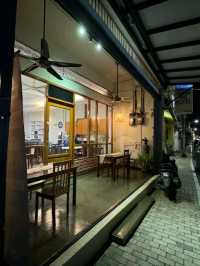 “Jonker Street Gem: Friendly, Spacious & Central”