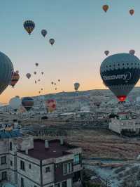 Cappadocia by Balloon – Sunrise, Stillness, and Pure Magic 🎈🌅⛰️