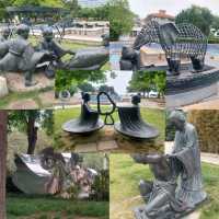 Qingdao, Nice statues