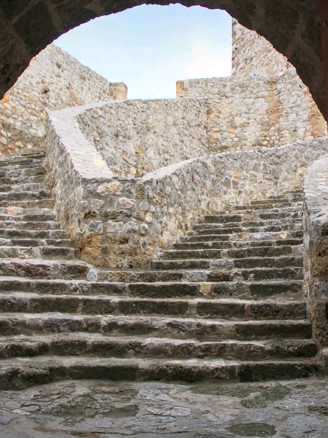 Momčilov Grad: The Legend and Fortress of Pirot